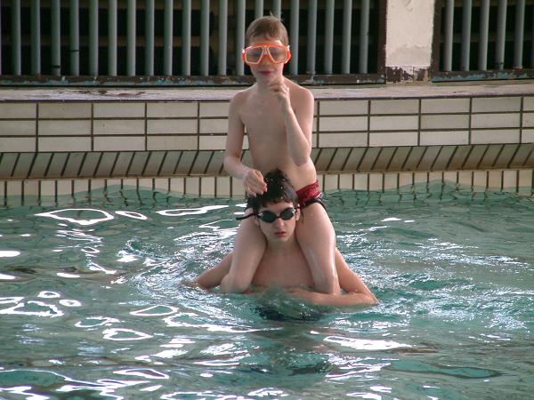 Brigáda_Bazén - 4. 4. 2009