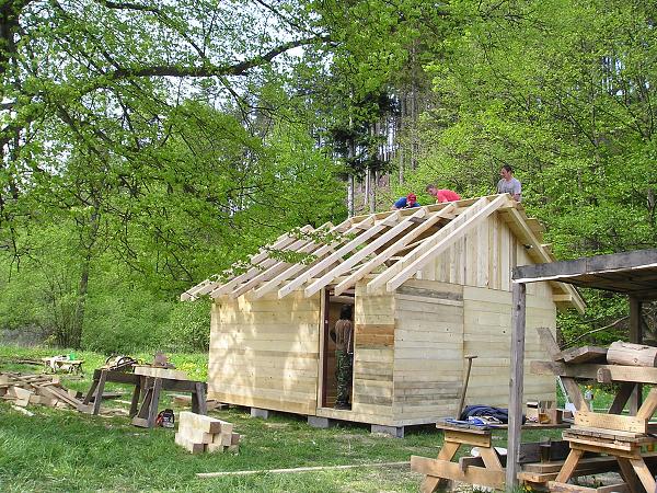 Stavba chaty v Čermné - 7.-11.5.2009