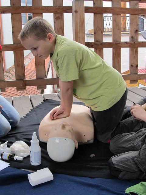 Hrad žije první pomocí - 2.6.2013